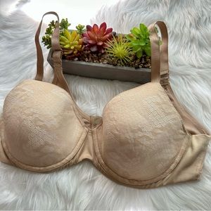 Chantelle France Underwire Padded Lace Adjustable Bra